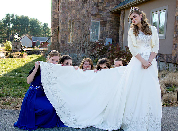 bridesmaids bride wedding photographer